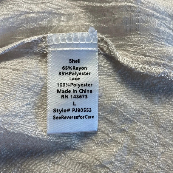 Charlotte Russe Beige Lace Accent Duster!🌺 - Picture 11 of 14